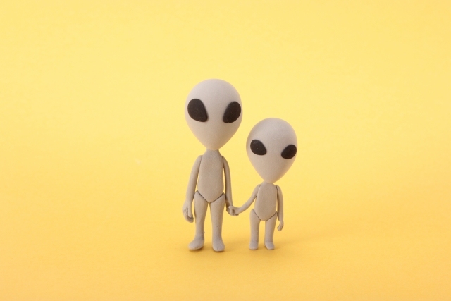 Seriaで発見! 宇宙人モチーフと令和のオカルトブームに迫る