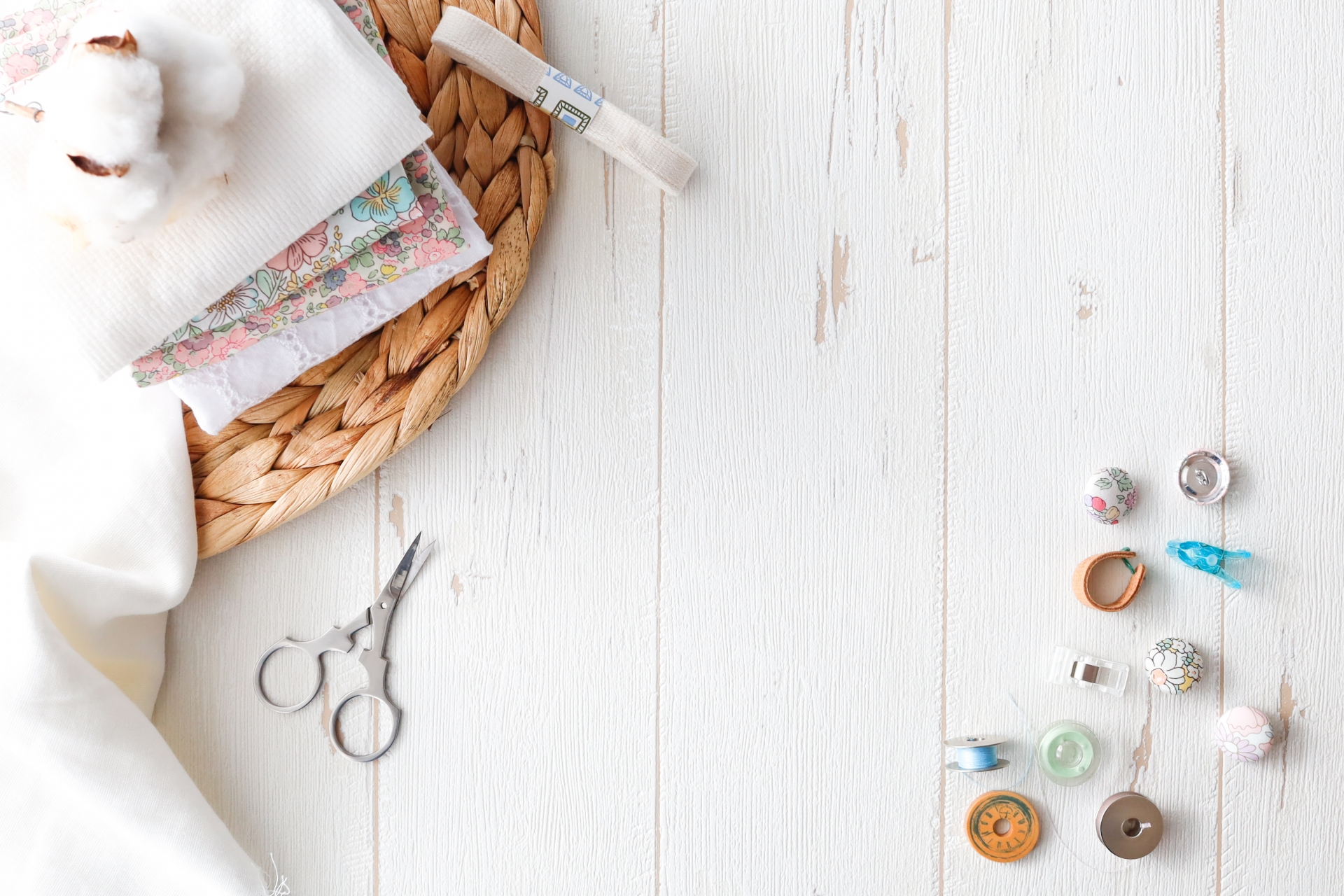 100円均一アイテムで試す　プライスカードのエンボス・デボス加工